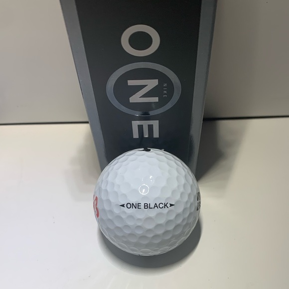 RARE VINTAGE 2005 NIKE ONE BLACK TW TIGER WOODS RUSH HOUR 3 PROMO GOLF BALLS CIB - Picture 3 of 10